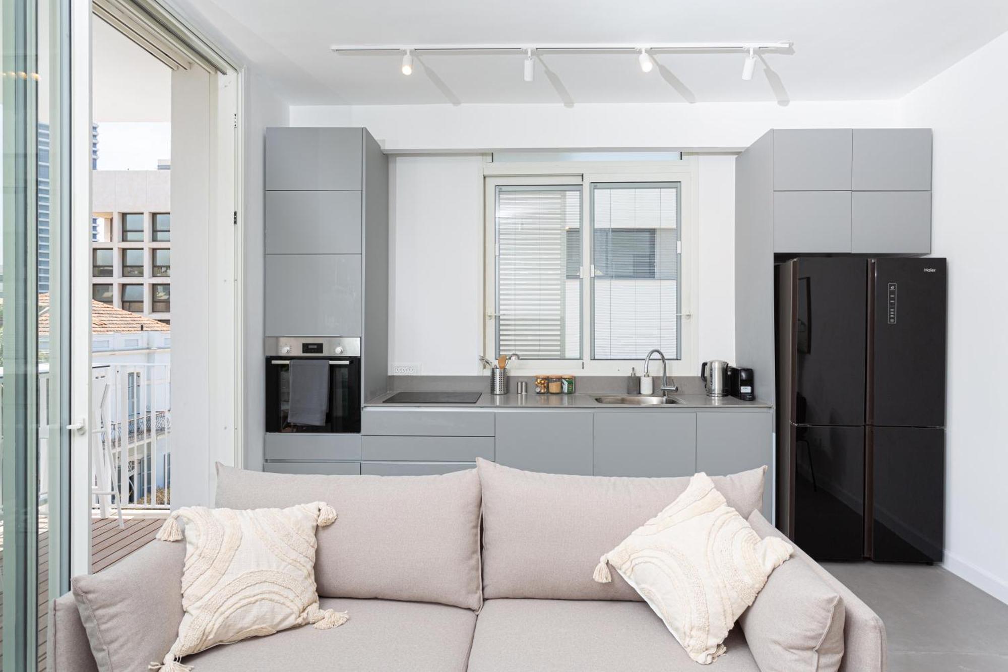 Apartment Homez- Carmel Market Tel Aviv
