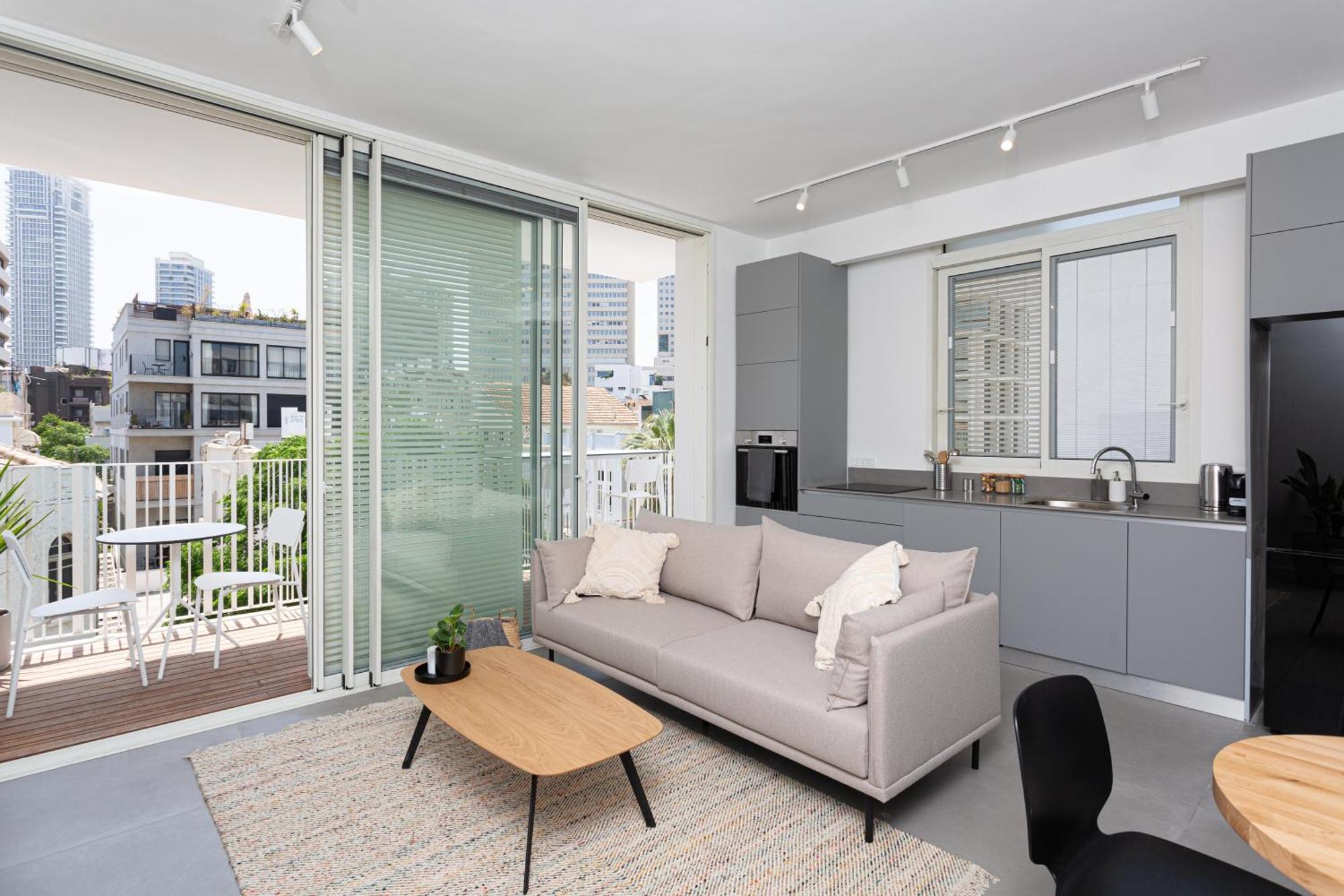 Homez- Carmel Market Apartment Tel Aviv