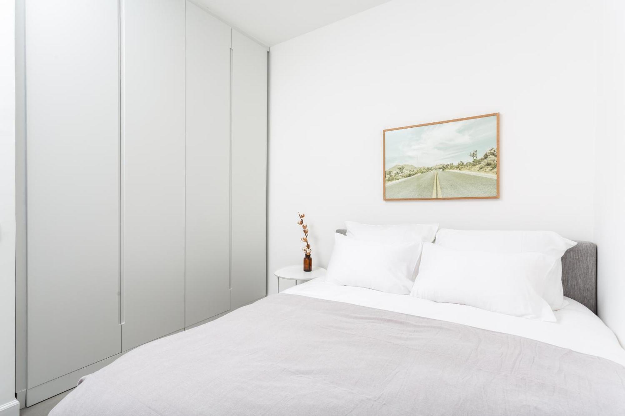 Homez- Carmel Market Apartment